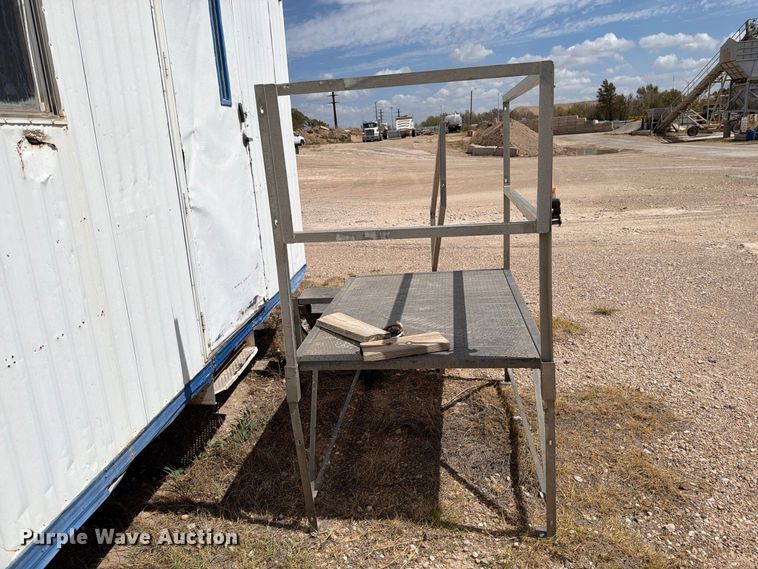 image for item DJ8789 Cliff industries S832 mobile office