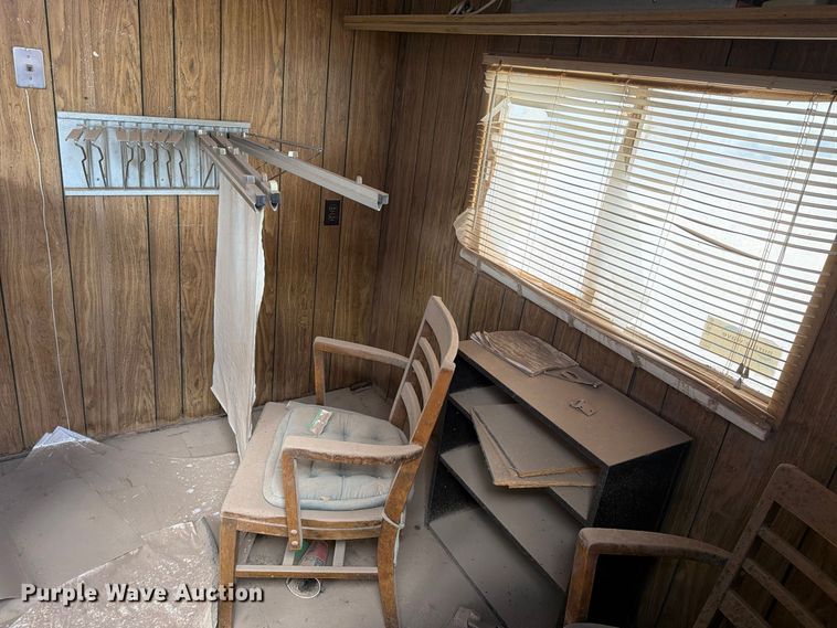 image for item DJ8789 Cliff industries S832 mobile office