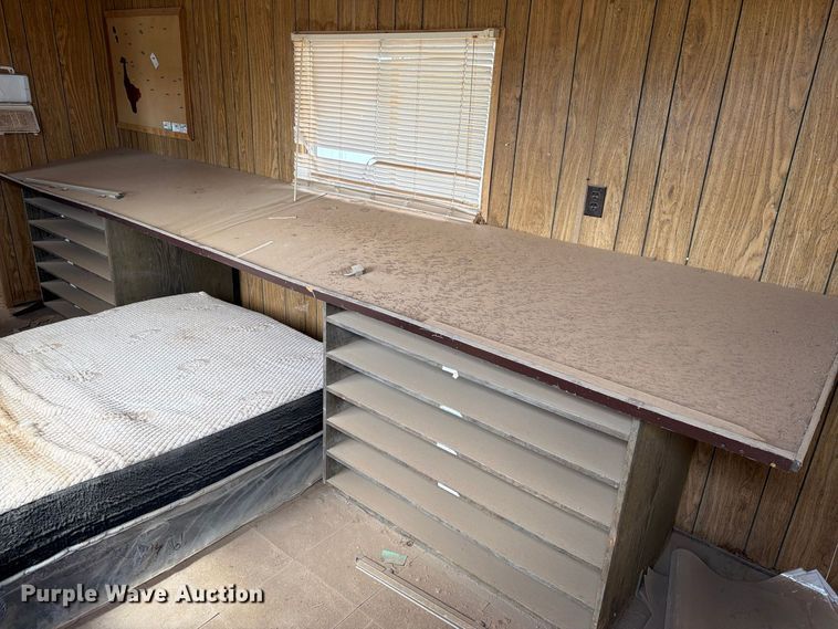 image for item DJ8789 Cliff industries S832 mobile office