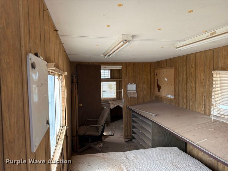 image for item DJ8789 Cliff industries S832 mobile office