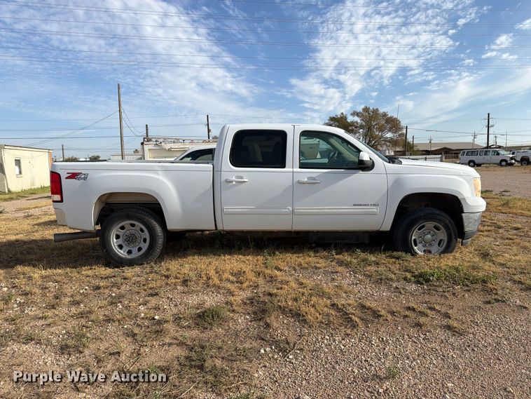image for item DK6604 2014 GMC Sierra 2500HD Crew Cab pickup truck