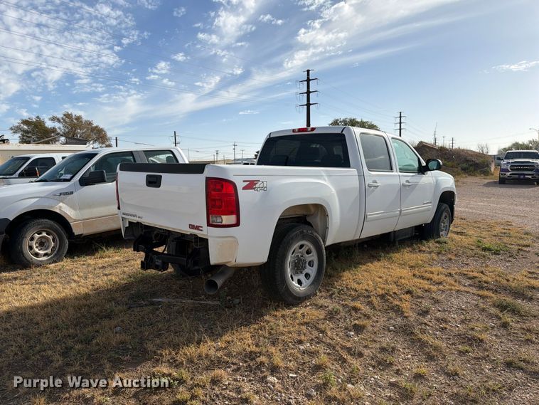 image for item DK6604 2014 GMC Sierra 2500HD Crew Cab pickup truck