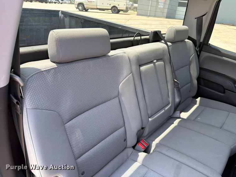 image for item DN6677 2018 Chevrolet Silverado 1500 Crew Cab pickup truck