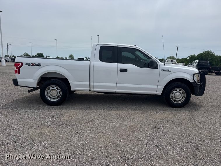 image for item DO8521 2018 Ford F150 Ext. Cab pickup truck