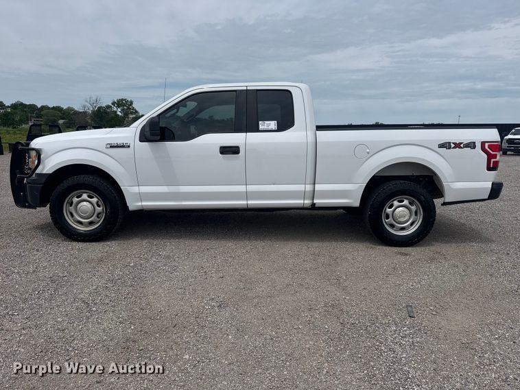 image for item DO8521 2018 Ford F150 Ext. Cab pickup truck