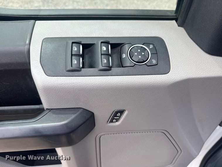 image for item DO8521 2018 Ford F150 Ext. Cab pickup truck
