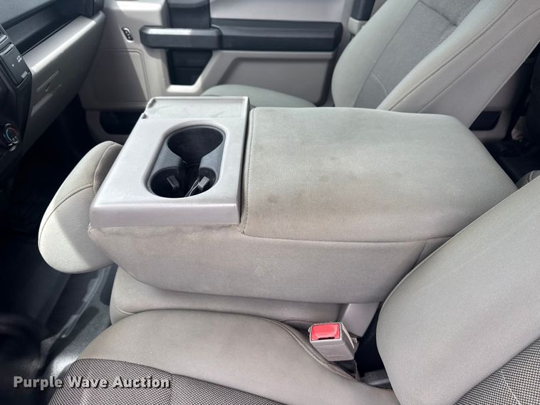 image for item DO8521 2018 Ford F150 Ext. Cab pickup truck