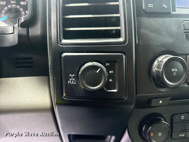 image for item DO8521 2018 Ford F150 Ext. Cab pickup truck