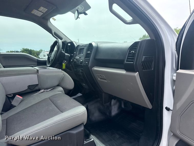 image for item DO8521 2018 Ford F150 Ext. Cab pickup truck