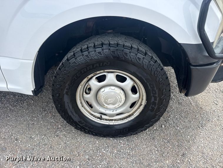 image for item DO8521 2018 Ford F150 Ext. Cab pickup truck