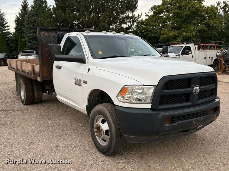 image for item DV2062 2016 RAM 3500 flatbed truck