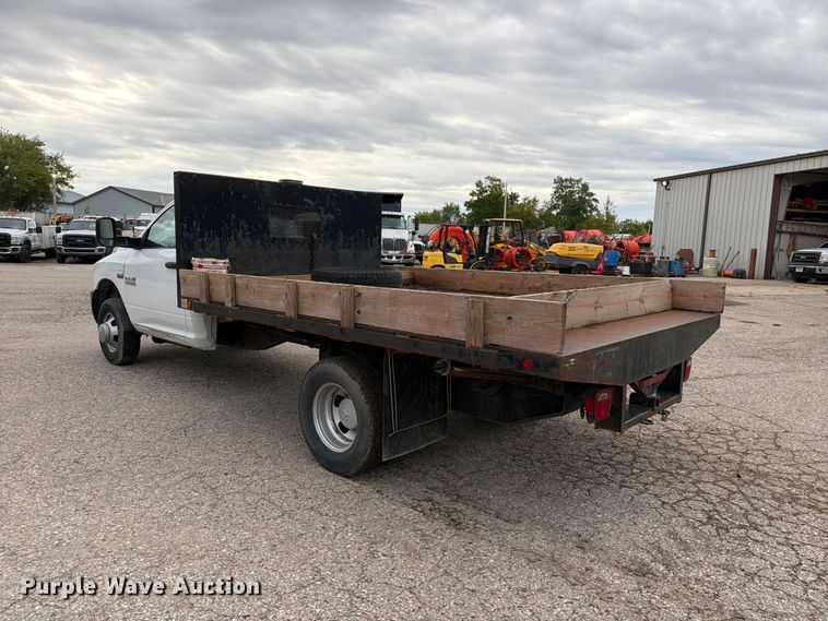 image for item DV2062 2016 RAM 3500 flatbed truck