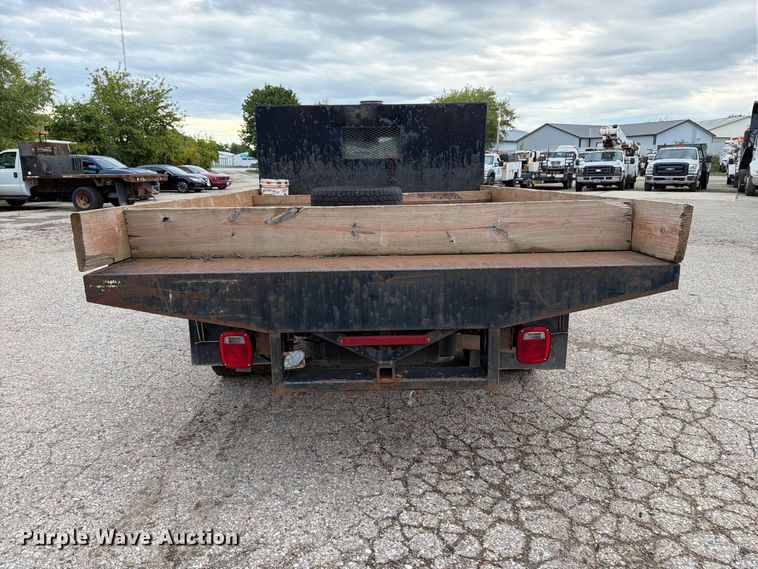 image for item DV2062 2016 RAM 3500 flatbed truck