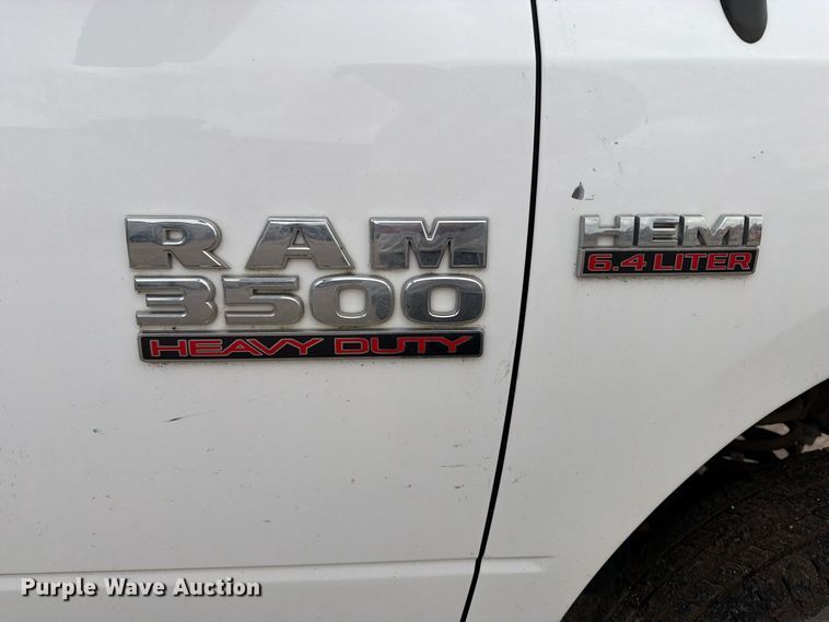 image for item DV2062 2016 RAM 3500 flatbed truck