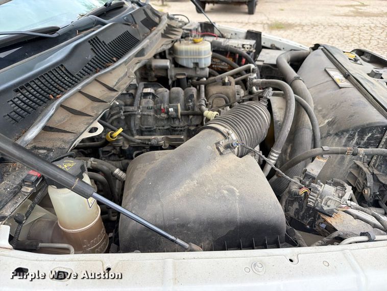 image for item DV2062 2016 RAM 3500 flatbed truck
