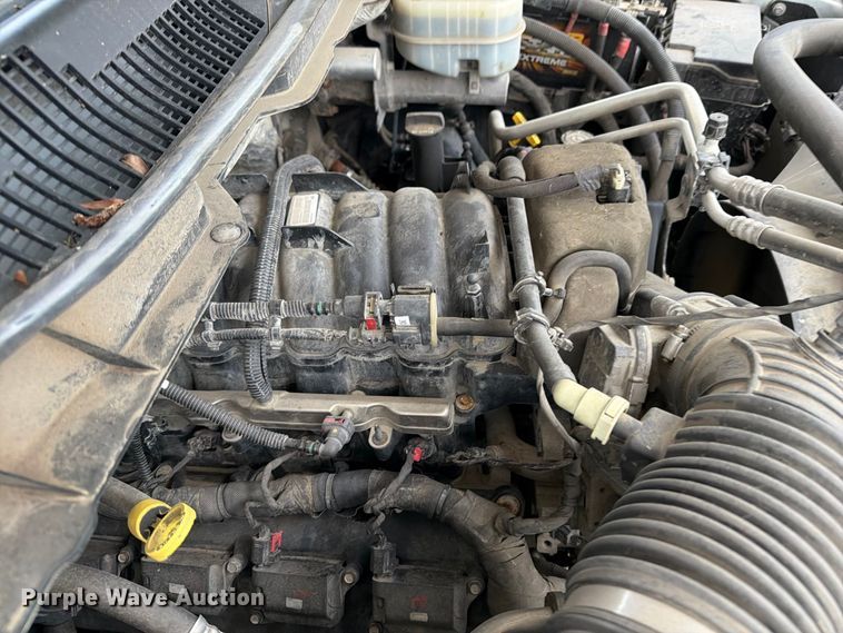 image for item DV2062 2016 RAM 3500 flatbed truck