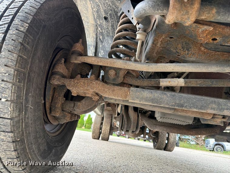 image for item DV2062 2016 RAM 3500 flatbed truck