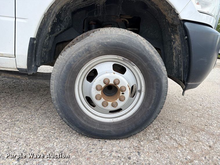 image for item DV2062 2016 RAM 3500 flatbed truck