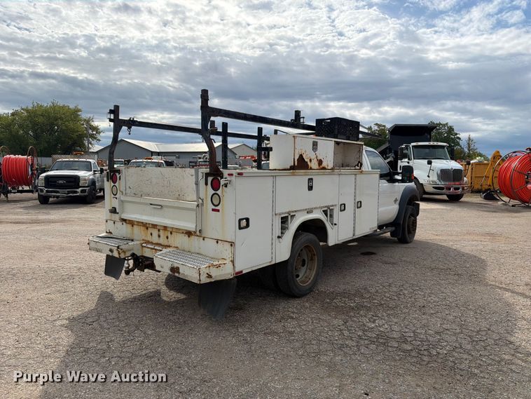 image for item DV2064 2015 Ford F550 utility / service truck