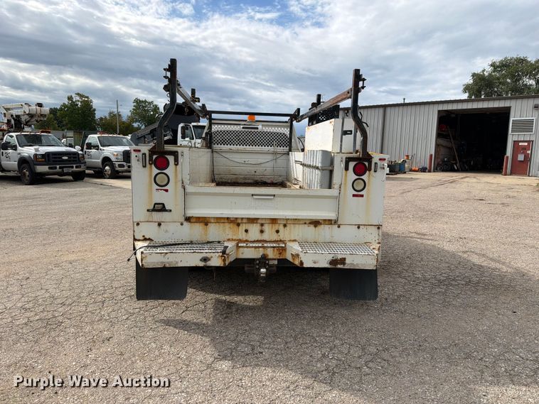 image for item DV2064 2015 Ford F550 utility / service truck