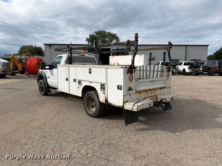 image for item DV2064 2015 Ford F550 utility / service truck