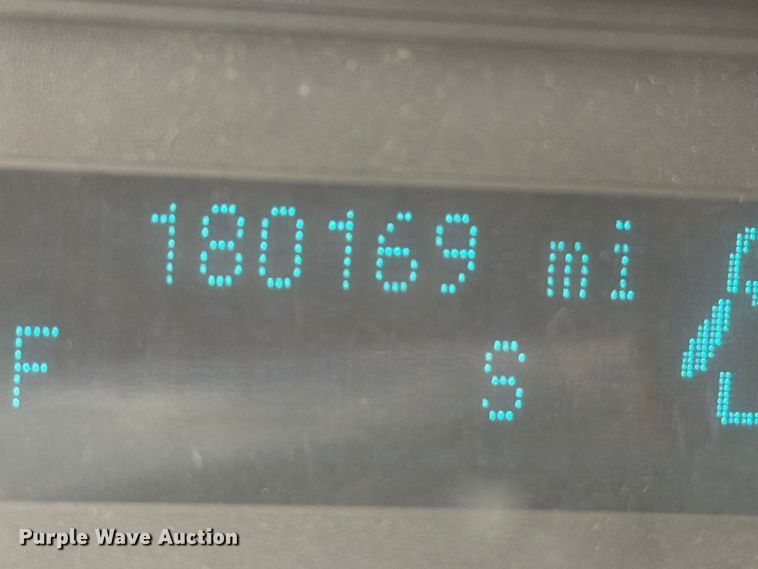 image for item DV2064 2015 Ford F550 utility / service truck