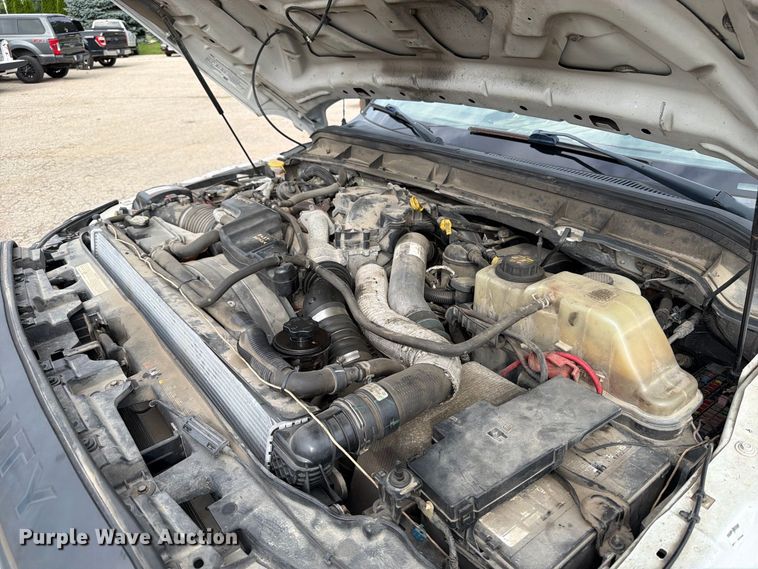 image for item DV2064 2015 Ford F550 utility / service truck