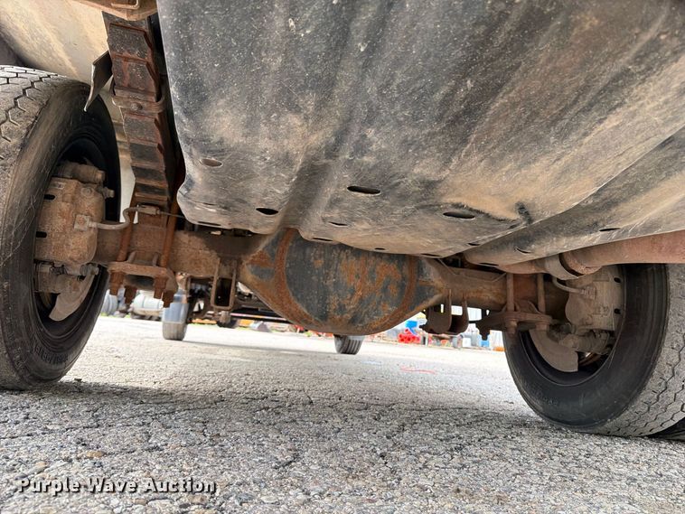 image for item DV2064 2015 Ford F550 utility / service truck