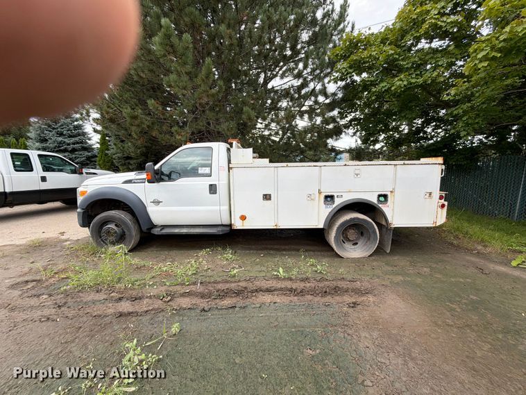 image for item DV2065 2015 Ford F550 utility / service truck