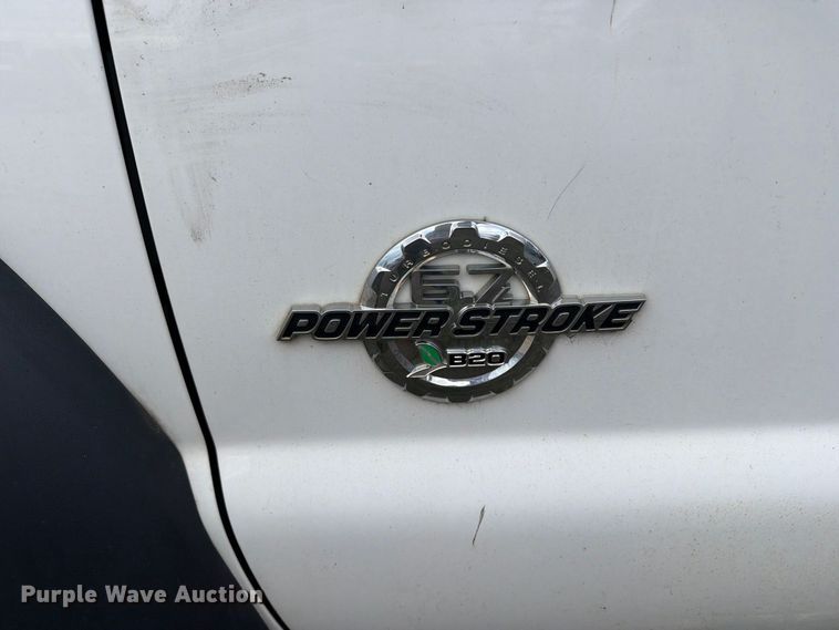 image for item DV2065 2015 Ford F550 utility / service truck