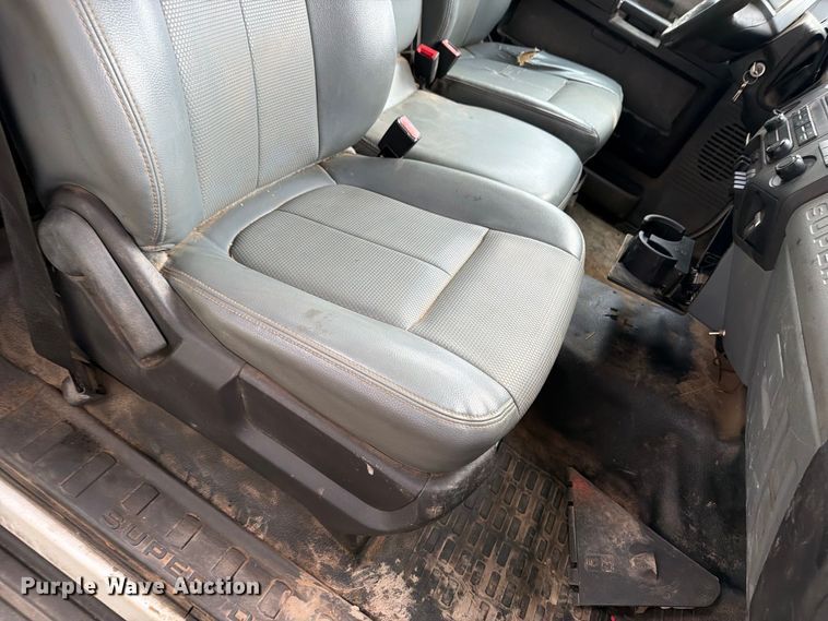 image for item DV2065 2015 Ford F550 utility / service truck