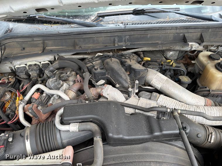 image for item DV2065 2015 Ford F550 utility / service truck