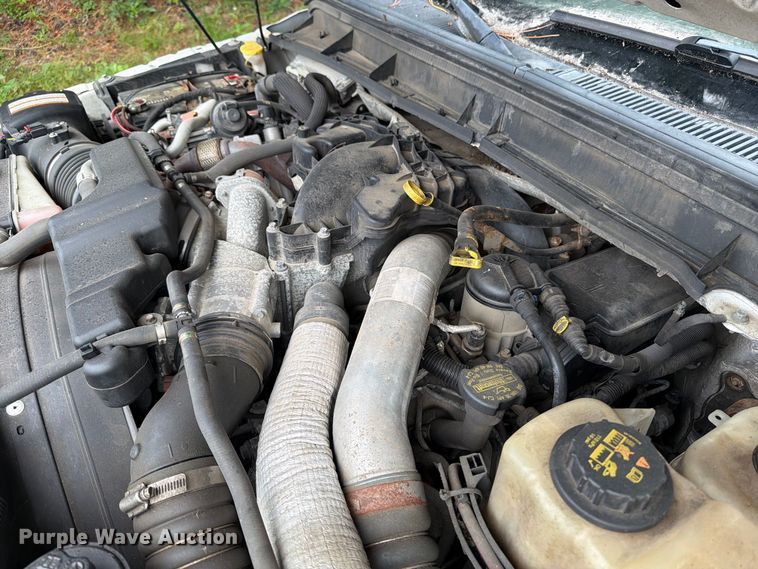 image for item DV2065 2015 Ford F550 utility / service truck