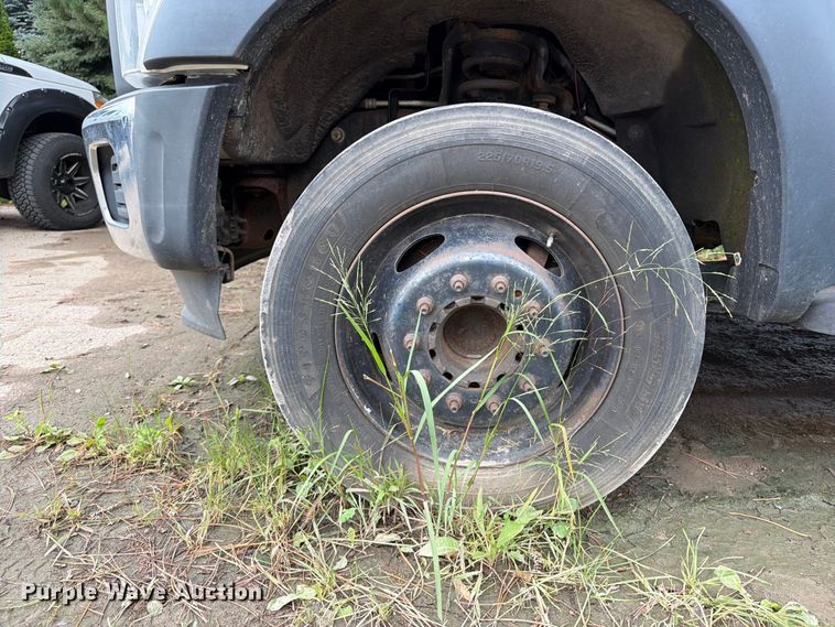 image for item DV2065 2015 Ford F550 utility / service truck