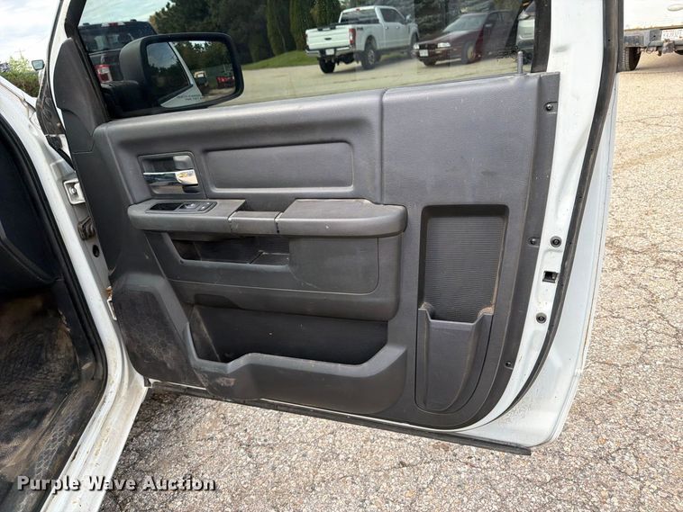 image for item DV2066 2012 Dodge Ram 2500 utility bed pickup truck