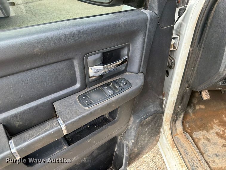 image for item DV2066 2012 Dodge Ram 2500 utility bed pickup truck