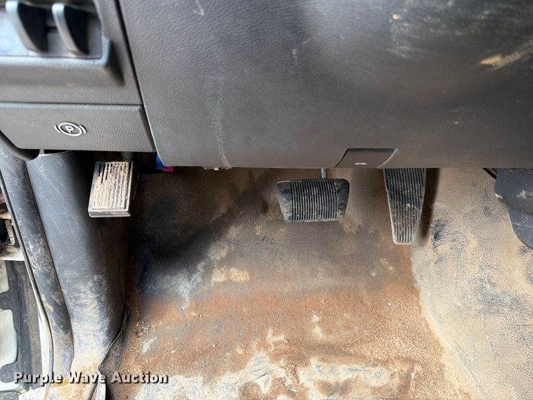 image for item DV2066 2012 Dodge Ram 2500 utility bed pickup truck