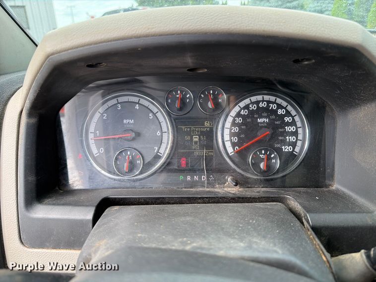 image for item DV2066 2012 Dodge Ram 2500 utility bed pickup truck