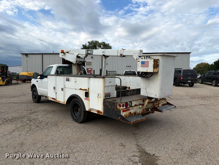 image for item DV2069 1999 Ford F-450 bucket truck