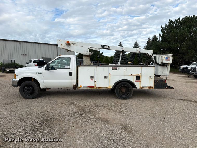 image for item DV2069 1999 Ford F-450 bucket truck