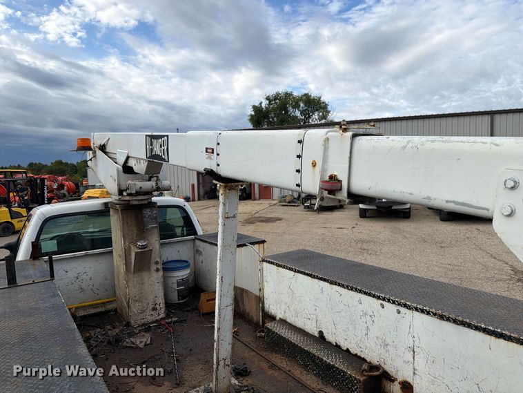 image for item DV2069 1999 Ford F-450 bucket truck