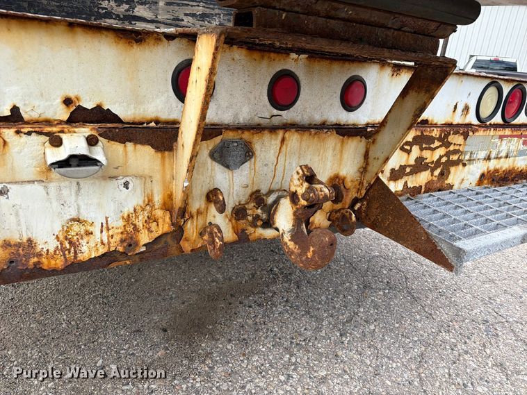 image for item DV2069 1999 Ford F-450 bucket truck