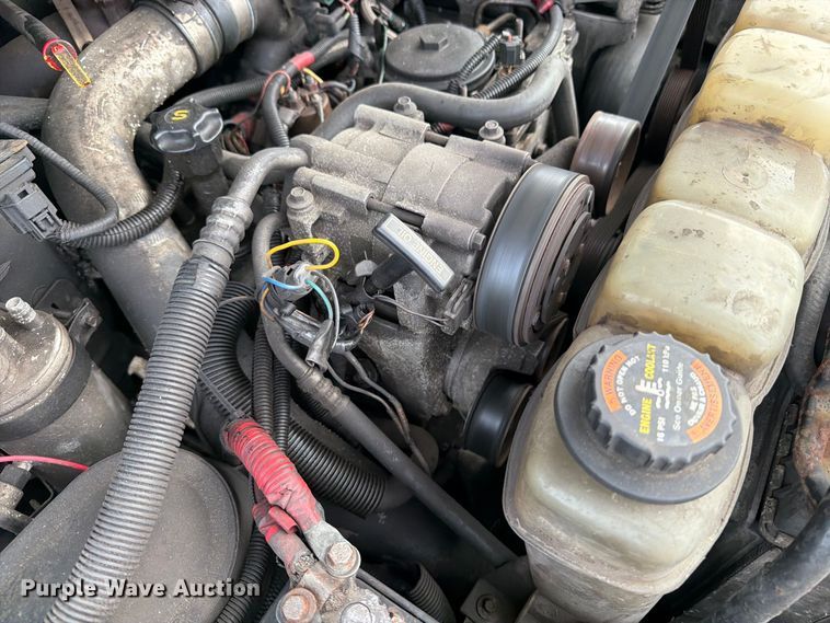 image for item DV2069 1999 Ford F-450 bucket truck