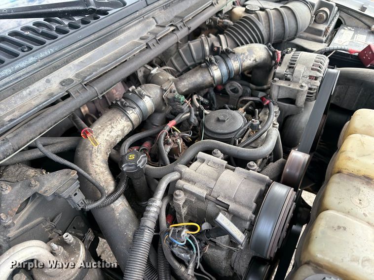 image for item DV2069 1999 Ford F-450 bucket truck