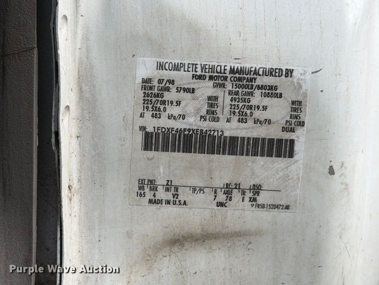 image for item DV2069 1999 Ford F-450 bucket truck