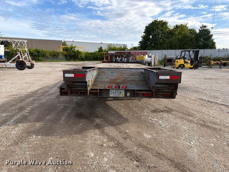 image for item DV2071 2003 Felling equipment trailer