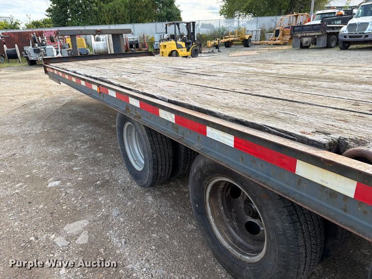 image for item DV2071 2003 Felling equipment trailer