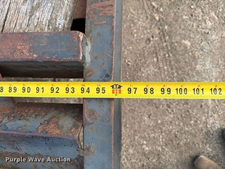 image for item DV2071 2003 Felling equipment trailer