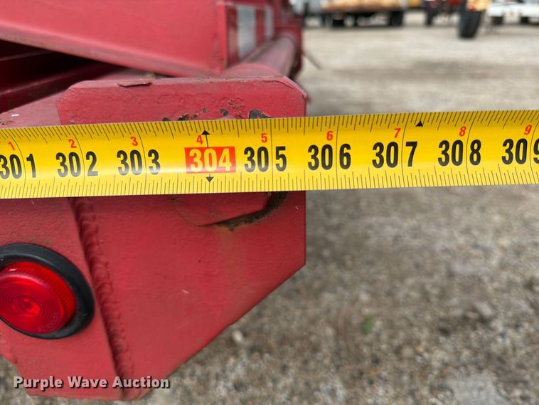 image for item DV2072 2000 Circle M equipment trailer
