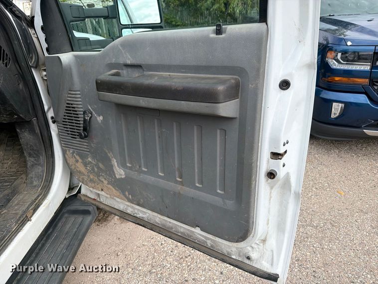 image for item DV2074 2011 Ford F450 dump flatbed truck